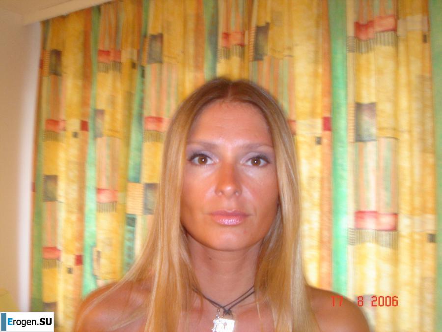 Beauty from Italy and all her personal photos. Part 4. Photo 16