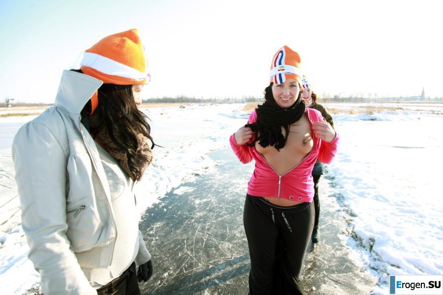 Dutch nudists in winter. Part 2. Photo 3