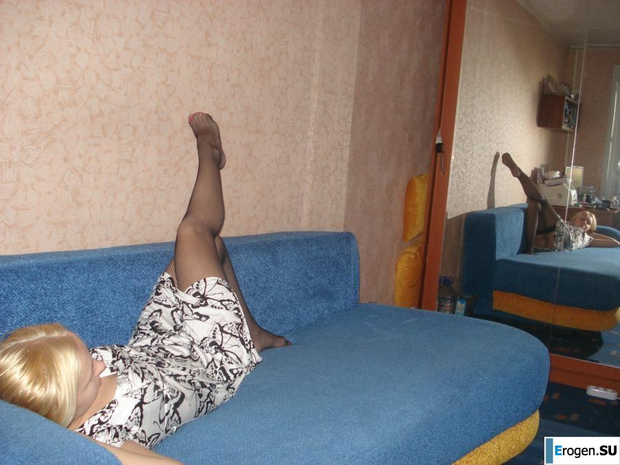 Poor Julia. Photo 10
