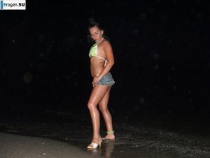 Brunette with forms. Part 2. Thumb 25