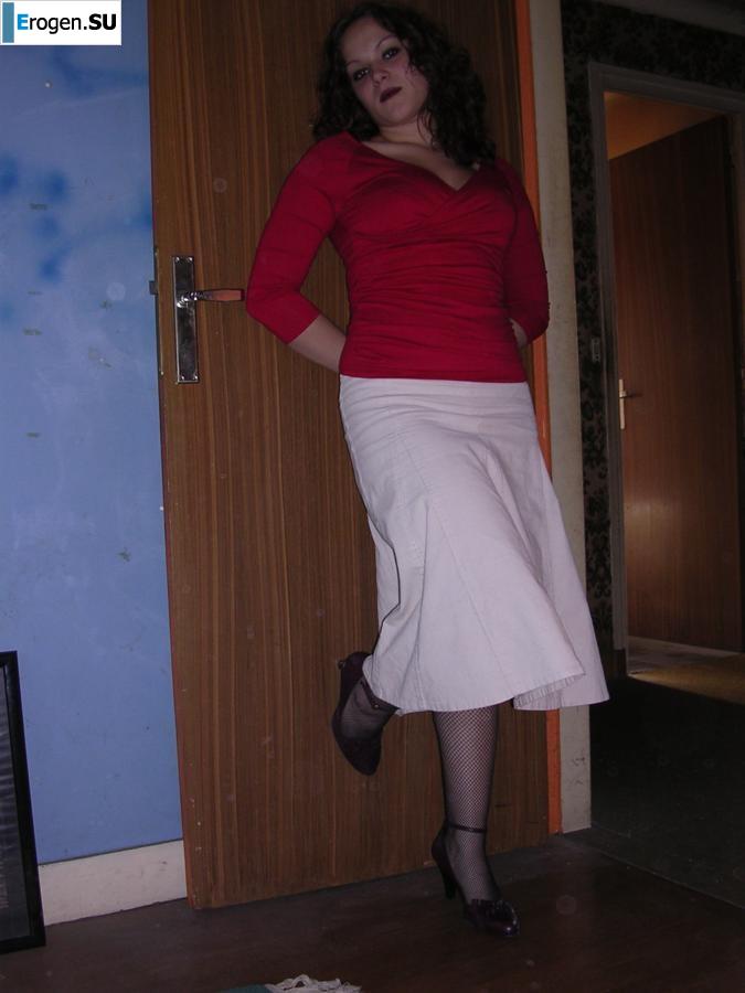 Home archive of a well-fed Parisian woman. Part 6. Photo 32