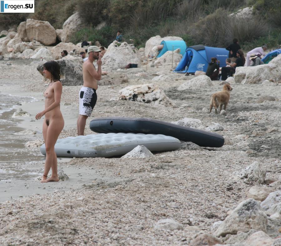 And again, hippies. Now on the beach. Part 3. Photo 18