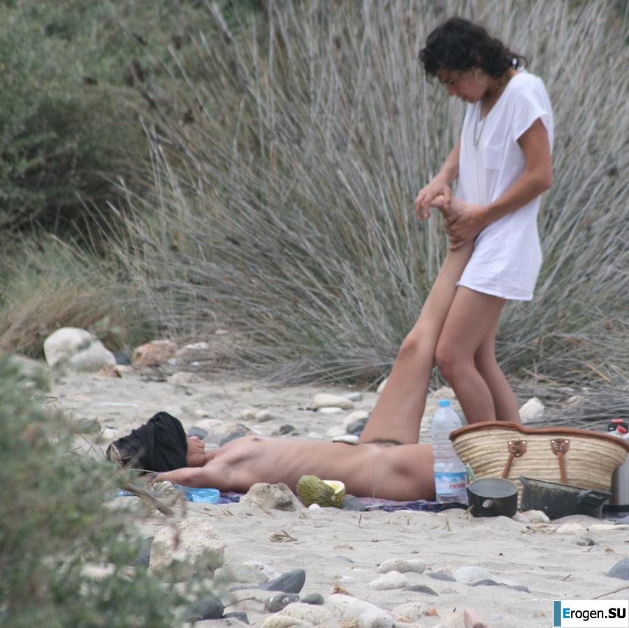 And again, hippies. Now on the beach. Part 3. Photo 4