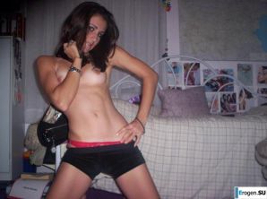 Beautiful Bulgarian posing at home and on the beach. Part 2. Thumb 17