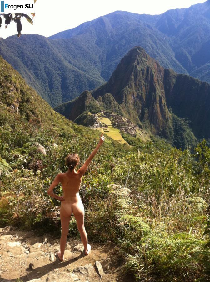 Nudity in the Mountains. Photo 26