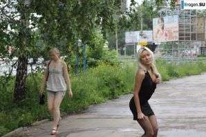 Настя из Самары ходит по городу и показывает себя. Часть 4. Эскиз 6