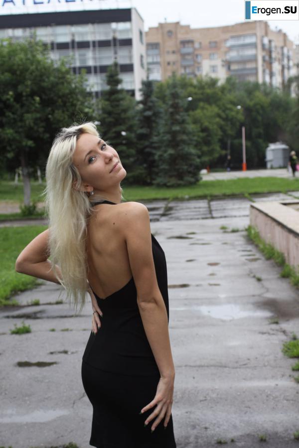 Настя из Самары ходит по городу и показывает себя. Часть 6. Фото 21