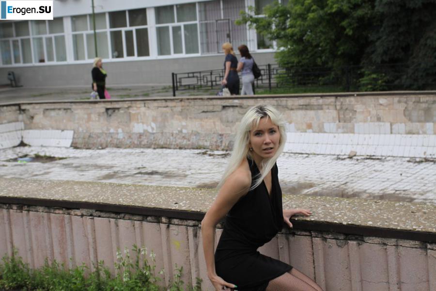 Настя из Самары ходит по городу и показывает себя. Часть 6. Фото 23
