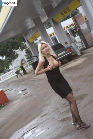 Настя из Самары ходит по городу и показывает себя. Часть 9. Эскиз 32