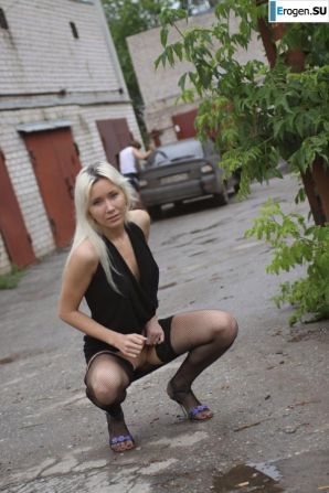 Настя из Самары ходит по городу и показывает себя. Часть 9. Эскиз 33