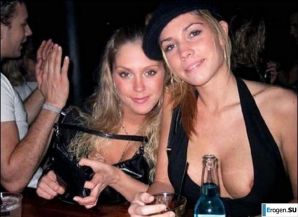 упс сиськи засветила. Эскиз 40