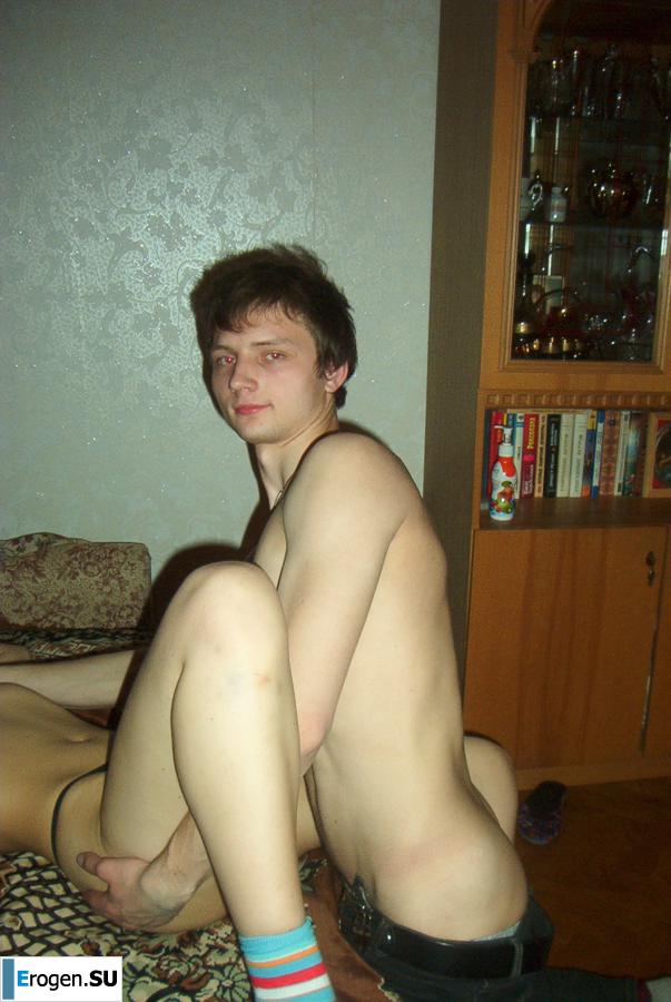 Русская бисексуальная брюнетка. Фото 9