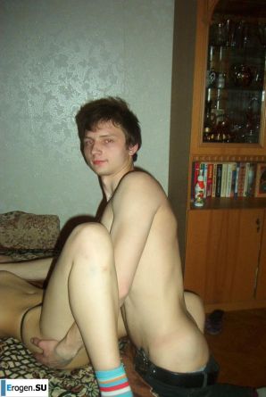 Русская бисексуальная брюнетка. Эскиз 9