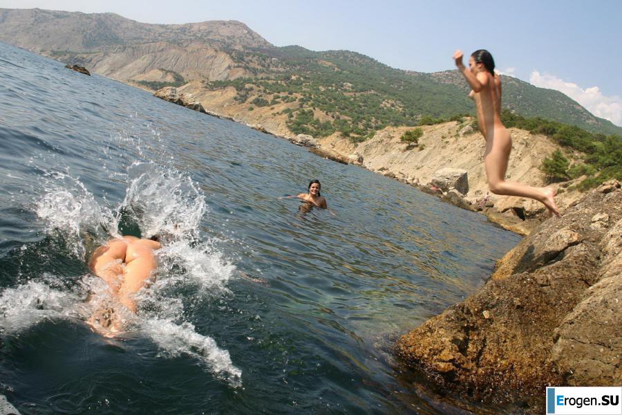Фотосессия лесбиянок на скалистом острове. Часть 3. Фото 19