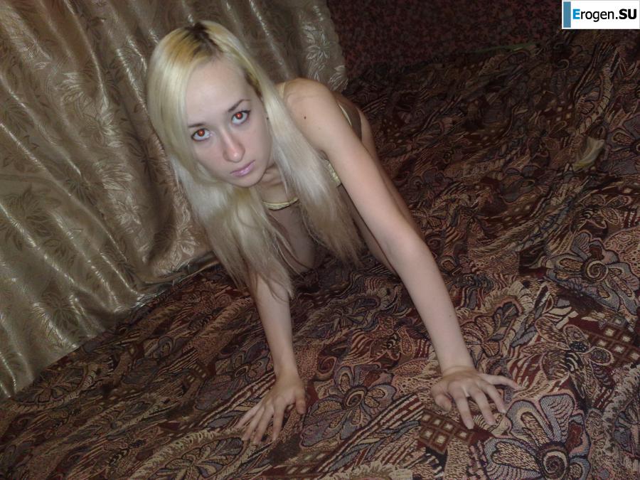 Худенькая русская блонда. Фото 33