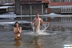 Украинские нудисты зимой. Эскиз 14