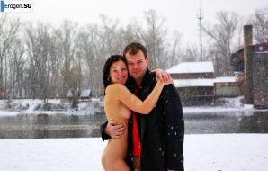 Украинские нудисты зимой. Эскиз 36