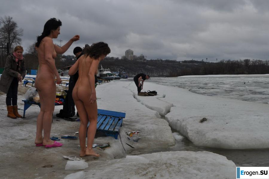 Ukrainian nudists in winter. Part 2. Photo 30