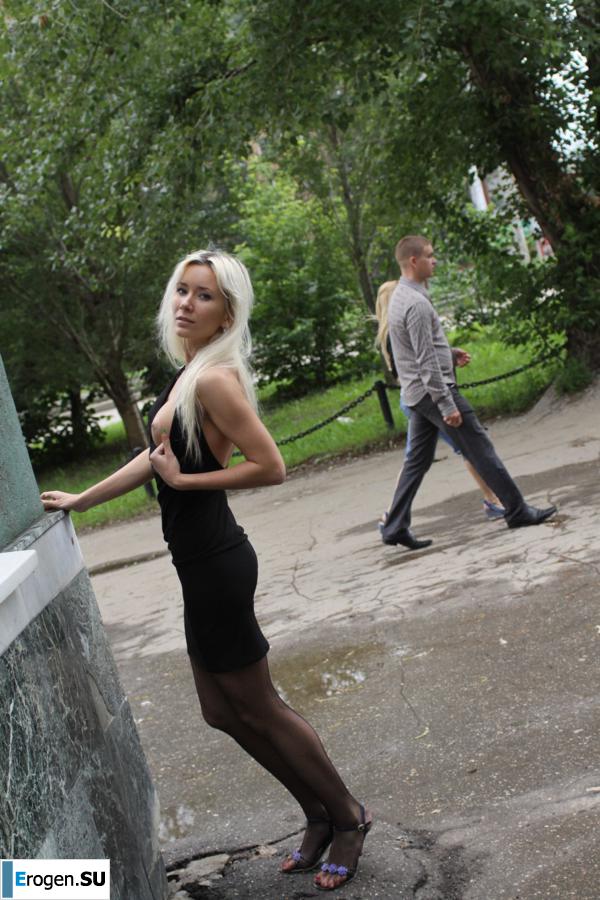 Настя из Самары ходит по городу и показывает себя. Часть 18. Фото 17