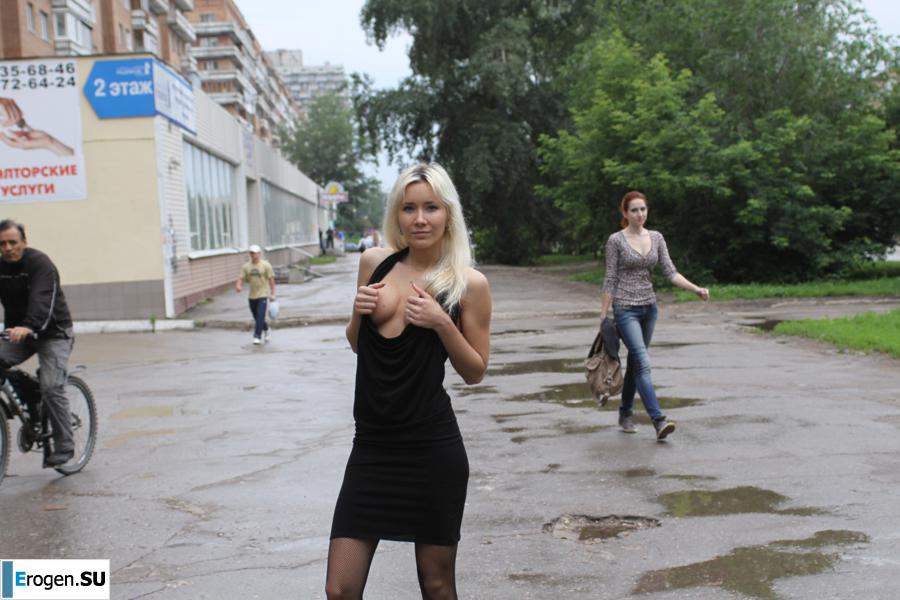 Настя из Самары ходит по городу и показывает себя. Часть 18. Фото 34