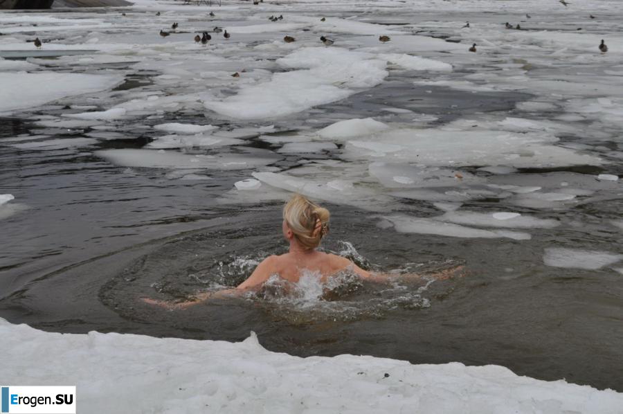 Украинские нудисты зимой. Часть 3. Фото 19