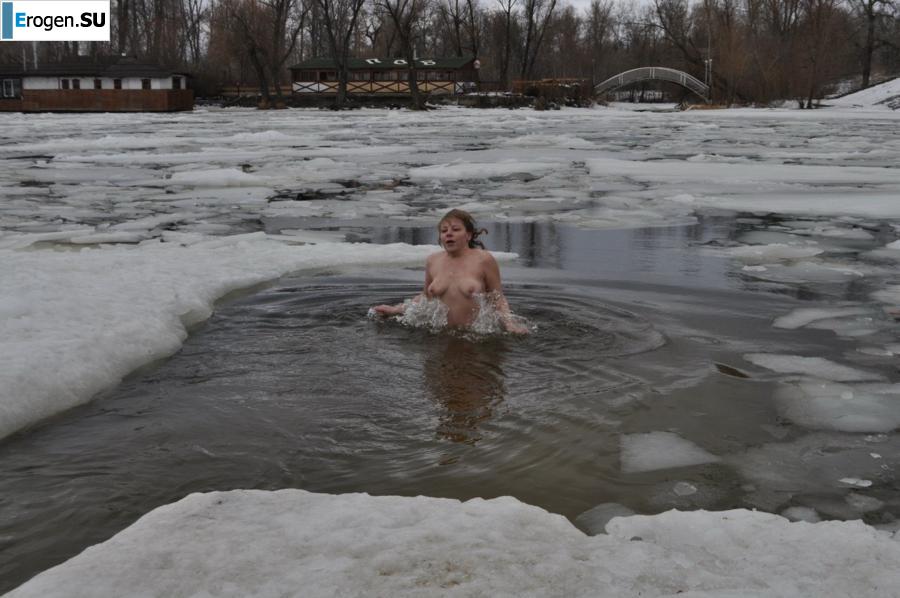 Украинские нудисты зимой. Часть 3. Фото 28