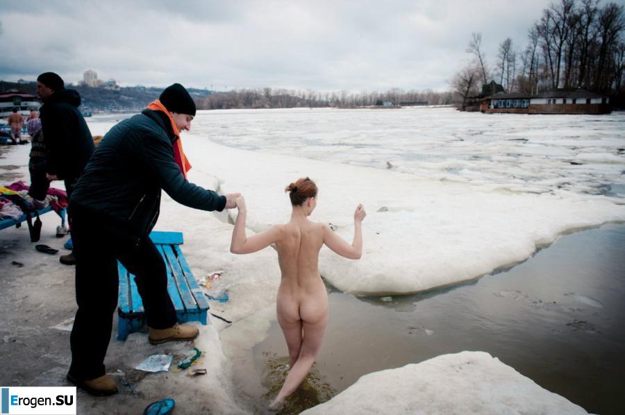 Украинские нудисты зимой. Часть 3. Фото 33