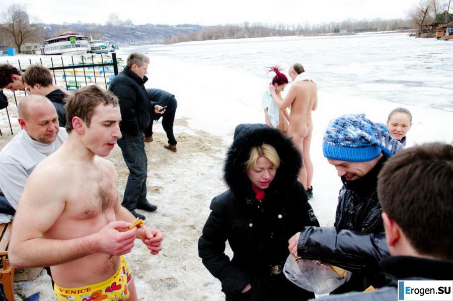 Украинские нудисты зимой. Часть 3. Фото 37