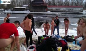 Украинские нудисты зимой. Часть 4. Эскиз 14