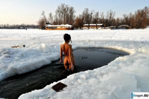 Украинские нудисты зимой. Часть 4. Эскиз 8
