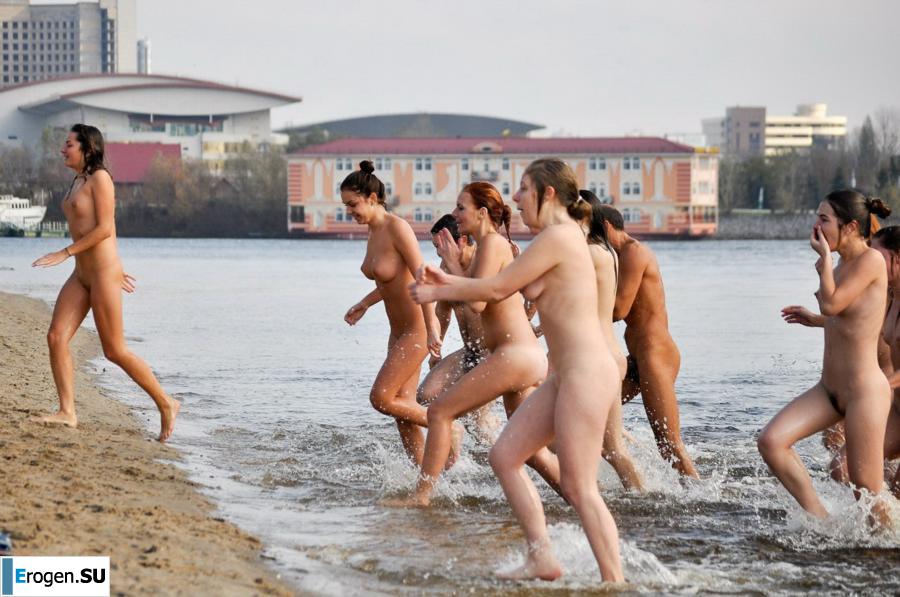 Ukrainian nudists in winter. Part 6. Photo 15