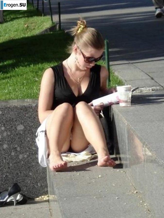 under the skirt. Photo 10