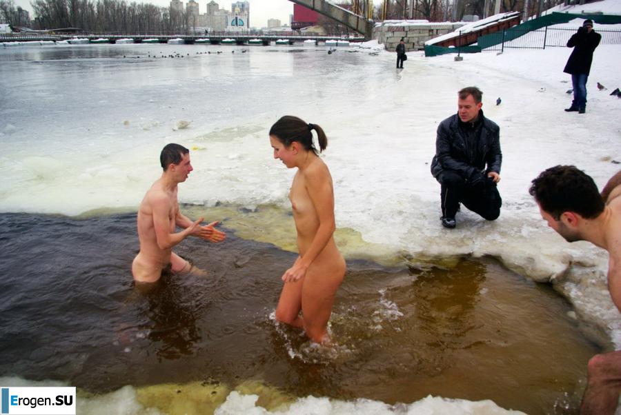 Украинские нудисты зимой. Часть 7. Фото 12