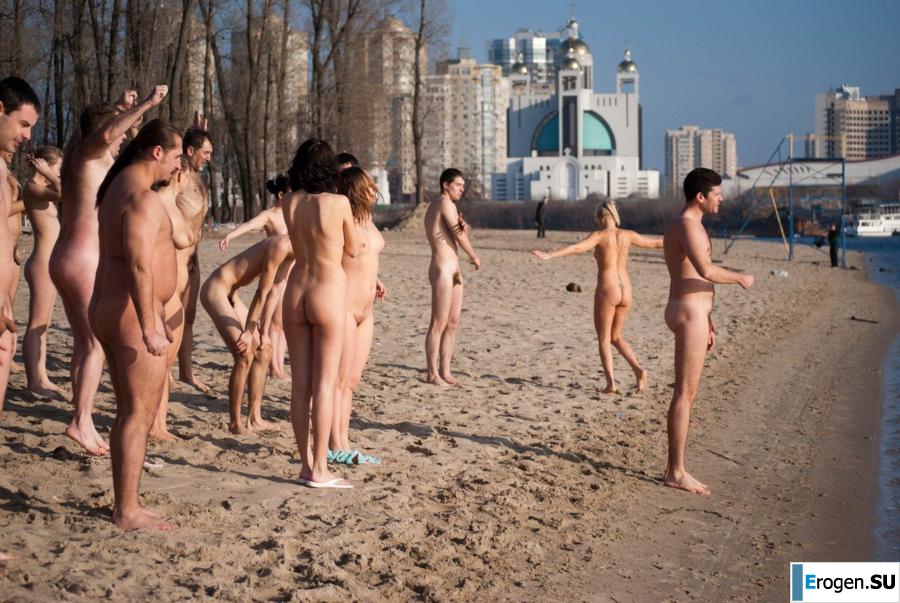 Украинские нудисты зимой. Часть 7. Фото 15
