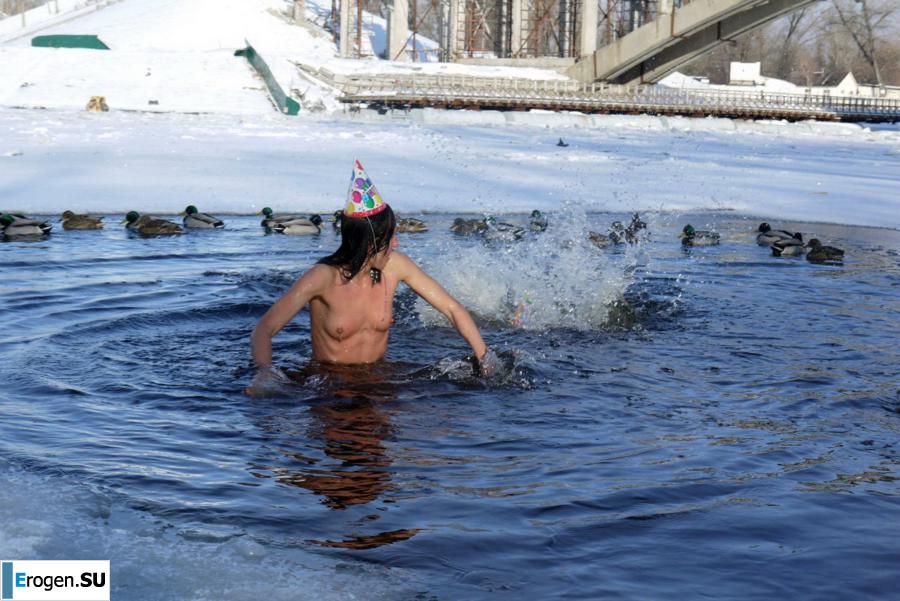 Украинские нудисты зимой. Часть 7. Фото 21