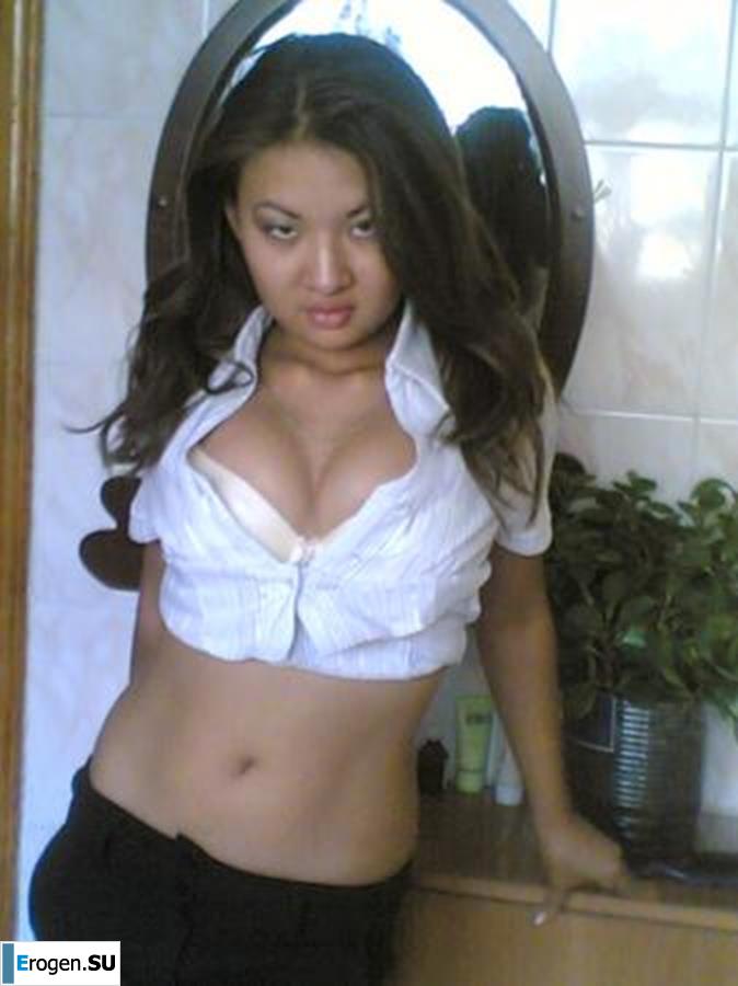 Decolte. Photo 9