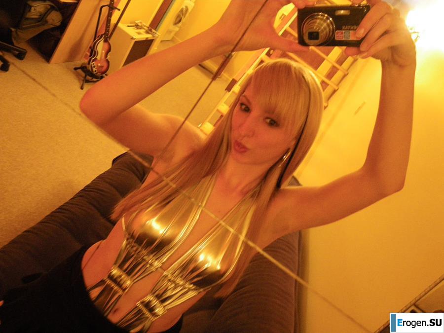 Nikki from Quebec. Photo 32
