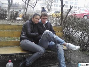 Позирует для друга. Часть 2. Эскиз 27