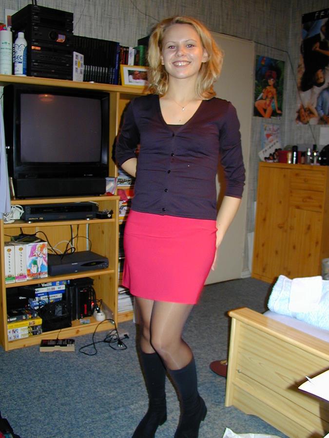 Smiling Blonde. Part 2. Photo 4