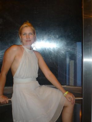 Blonde Exhibitionist without Tits. Part 4. Thumb 40