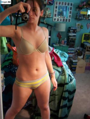 Mess in the room. Thumb 10