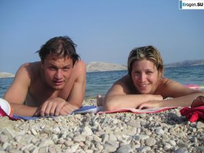 Couple on vacation. Thumb 22