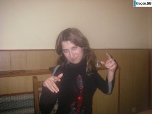 Girlfriends at a Bachelorette Party. Thumb 10