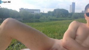 She. Thumb 18