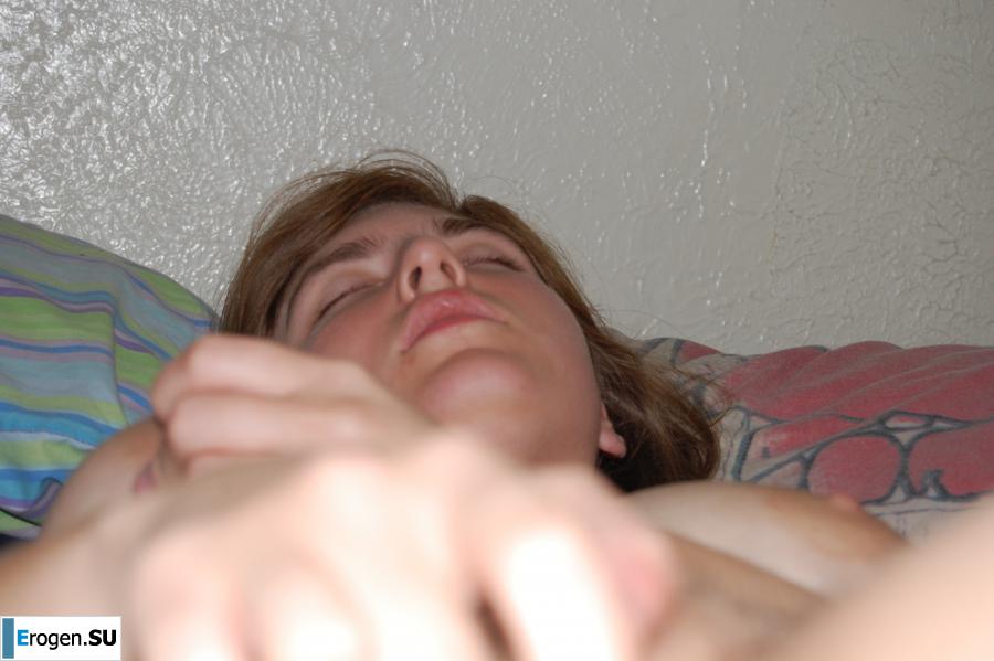 Busty Young Girl. Photo 33