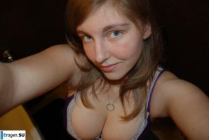 Busty Young Girl. Thumb 36