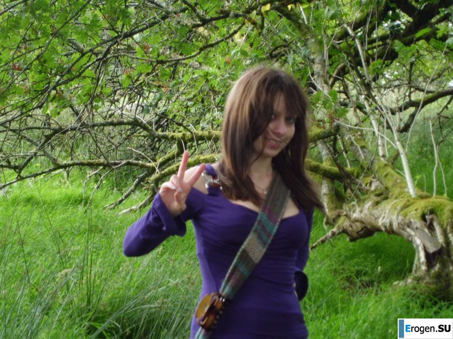 Universal Girl. Photo 52