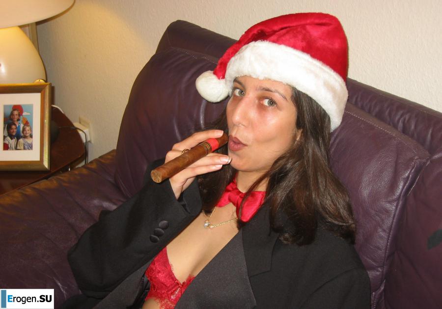Christmas Girl. Photo 21