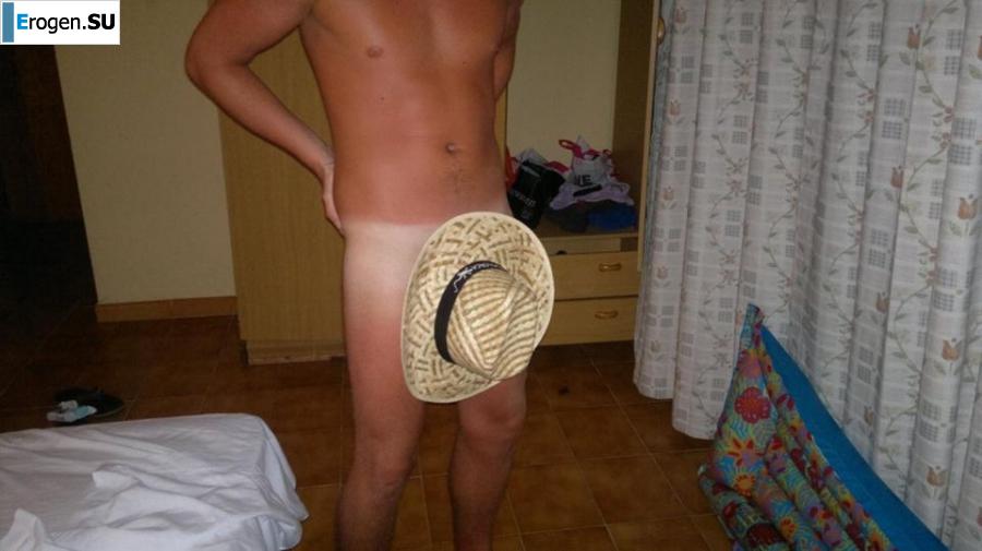 We]'re fooling around at the resort. Photo 17