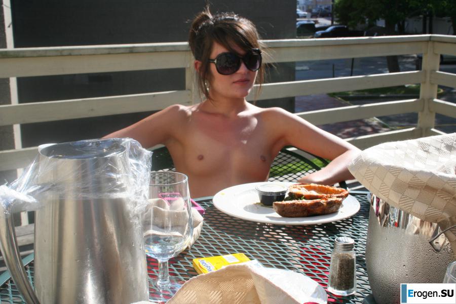 Lesbian Zoe. Photo 16